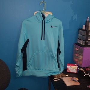 size small nike hoodie